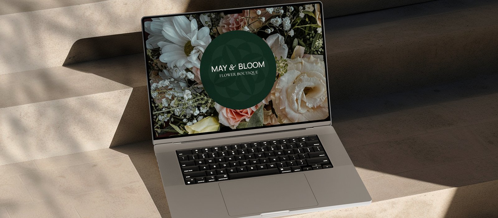 mac_mockup_logo1920x840